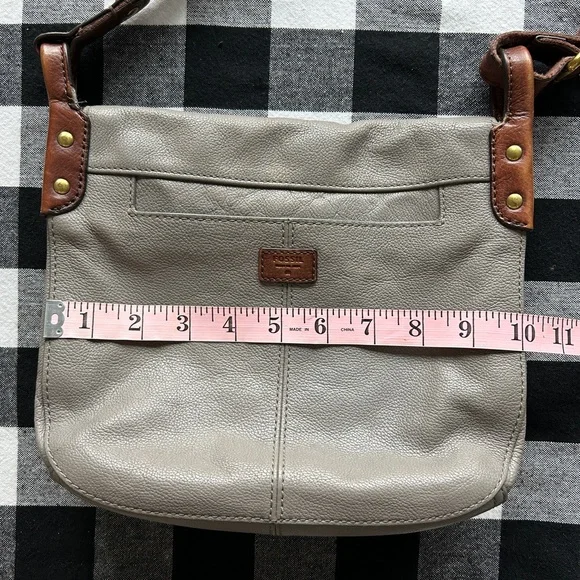 Fossil Crossbody Bag - Picture 11 of 14